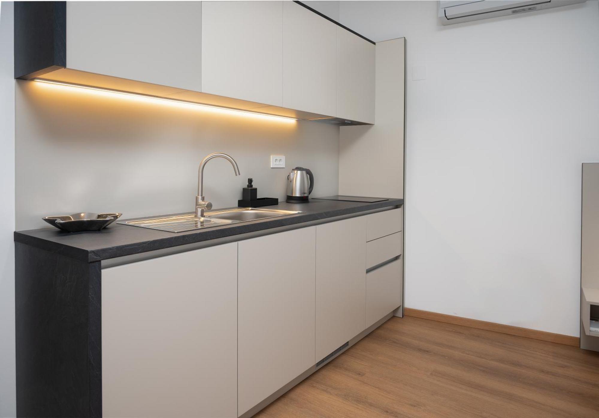 Primus Apartments Lubiana Esterno foto